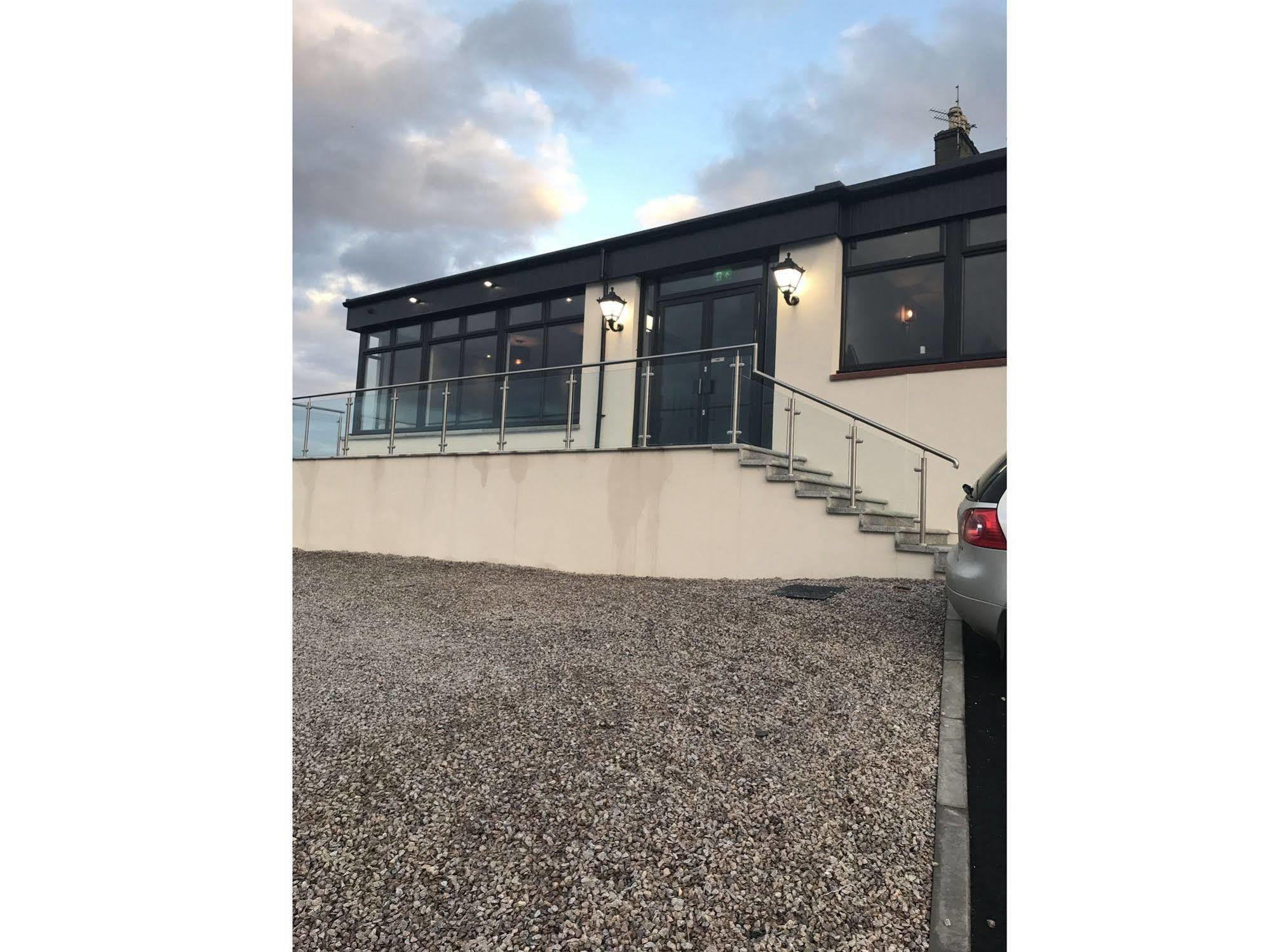Macduff The Knowes Hotel & Restaurant מראה חיצוני תמונה
