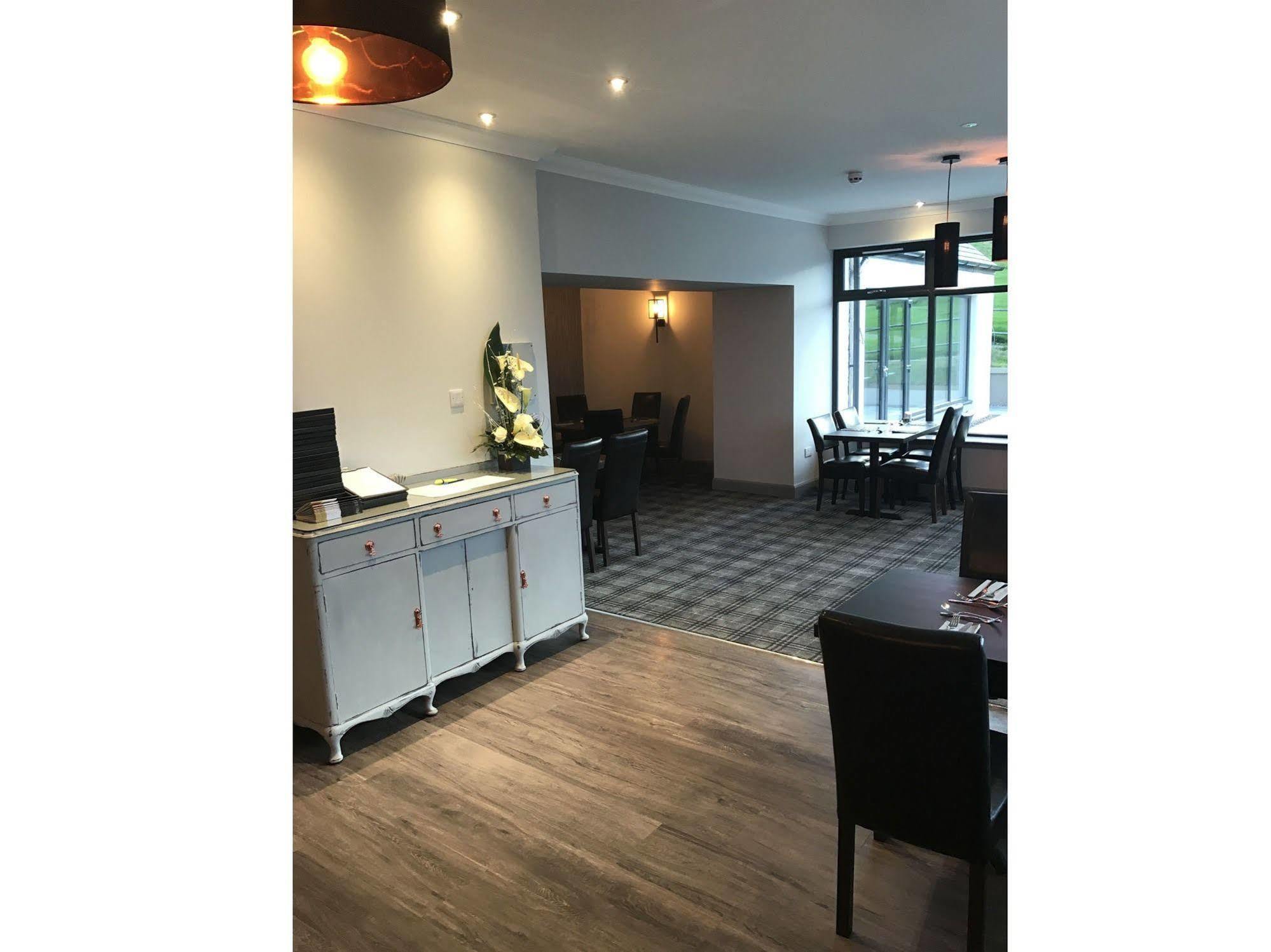 Macduff The Knowes Hotel & Restaurant מראה חיצוני תמונה