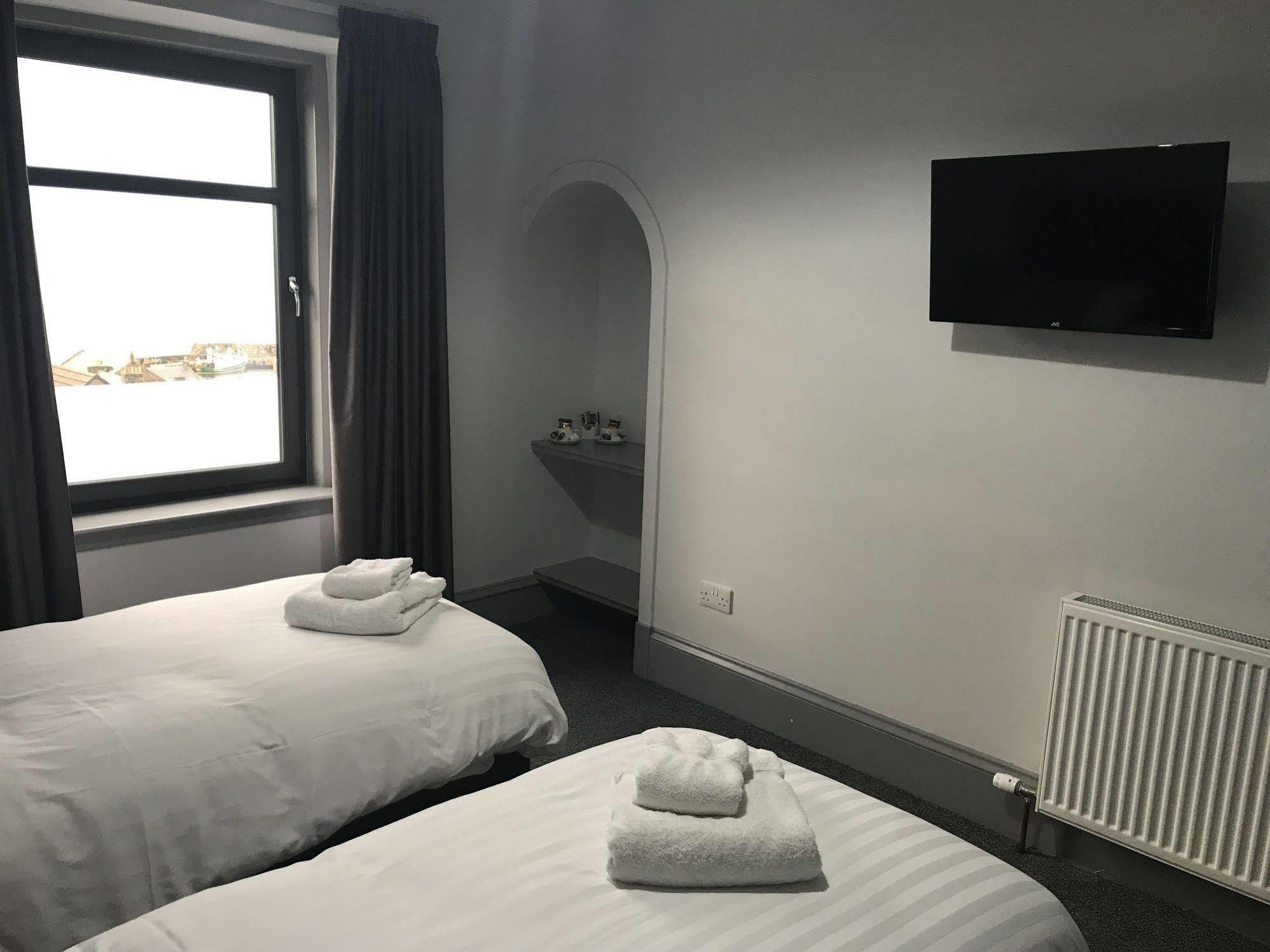 Macduff The Knowes Hotel & Restaurant מראה חיצוני תמונה